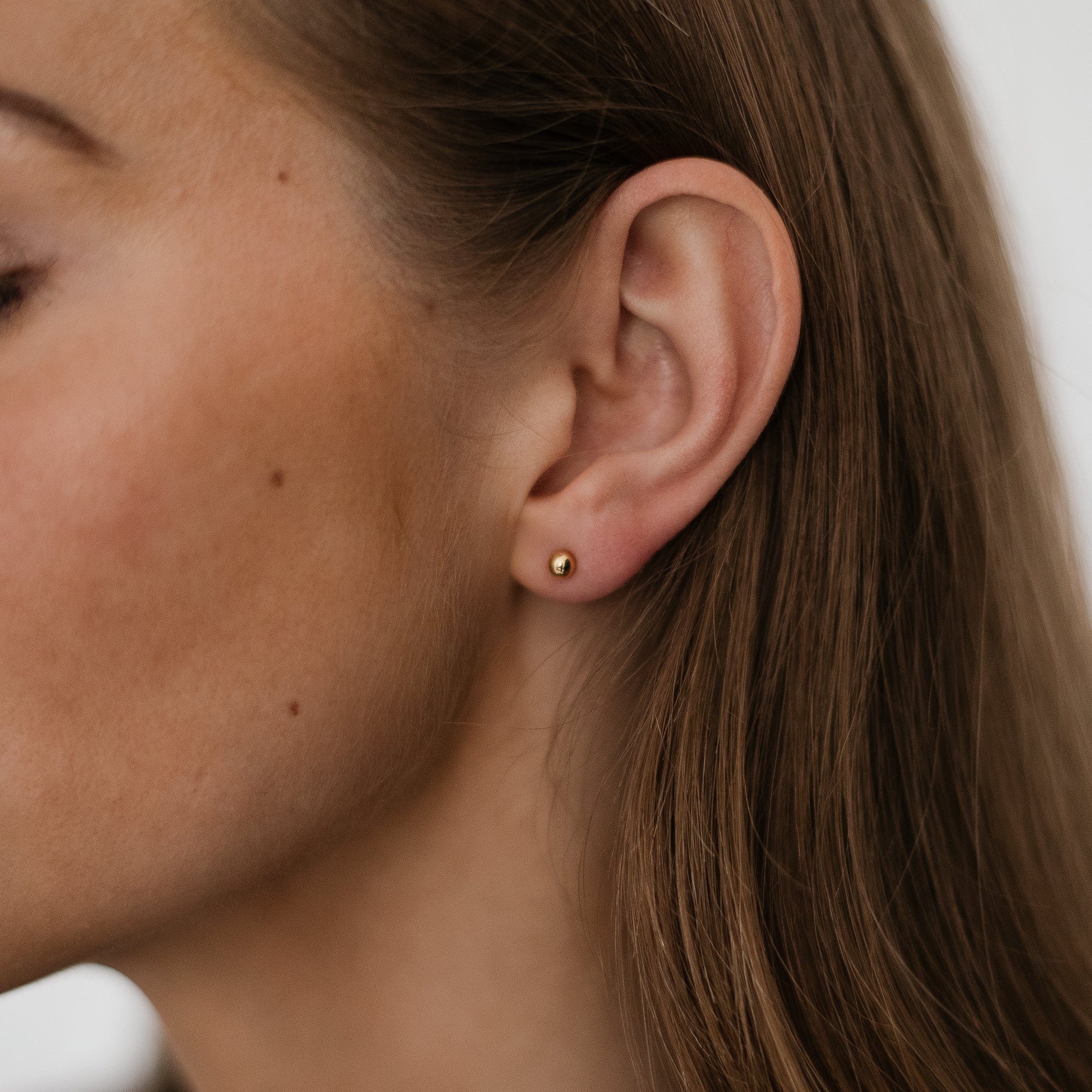 Eva Ear Studs Large - 18 carat gold plated