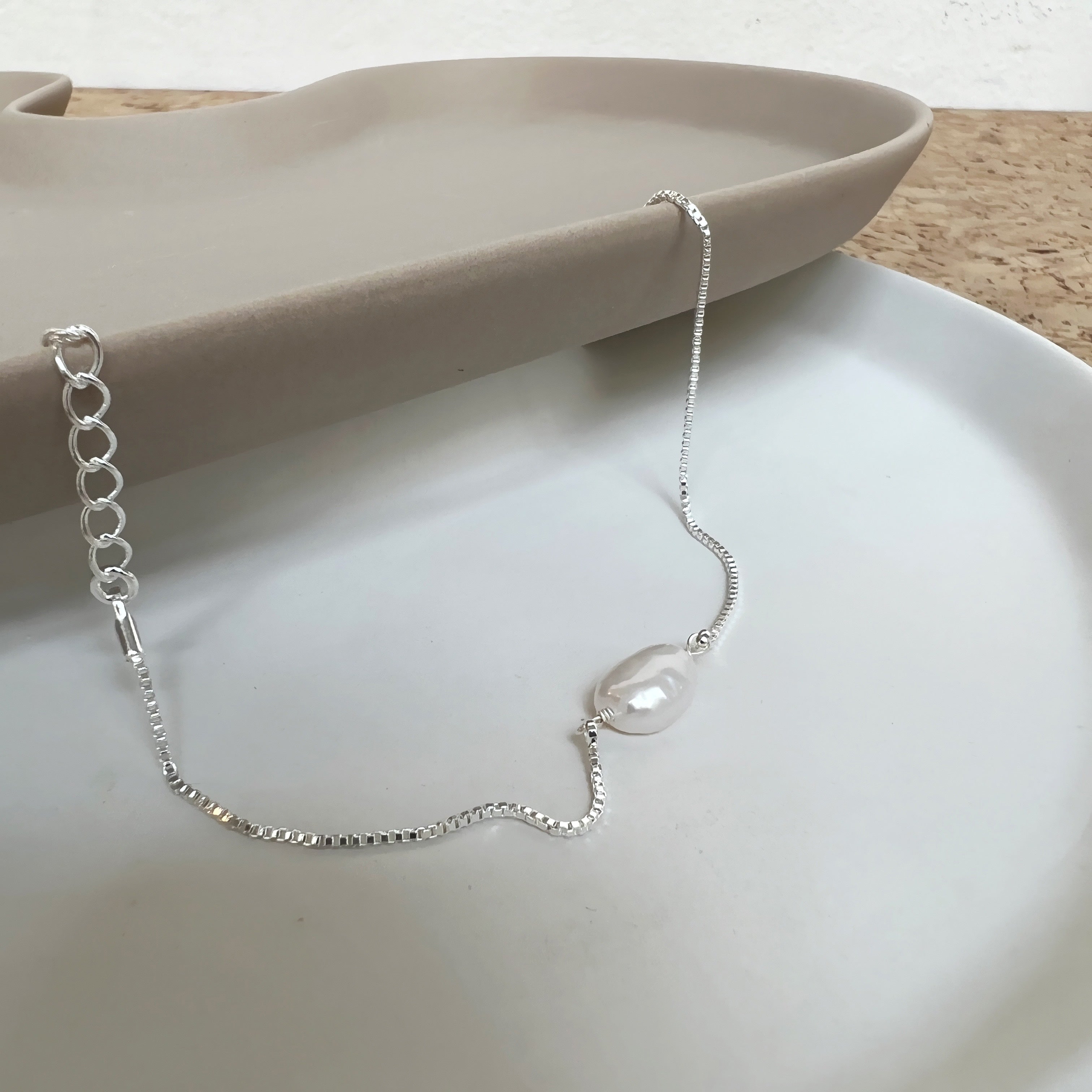 Lea Pearl Bracelet - Silver plated