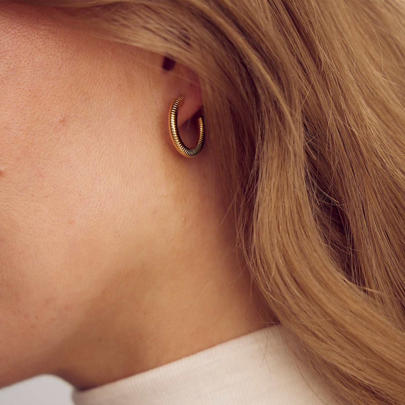 Cecilie Hoop Earrings - 18 carat gold plated