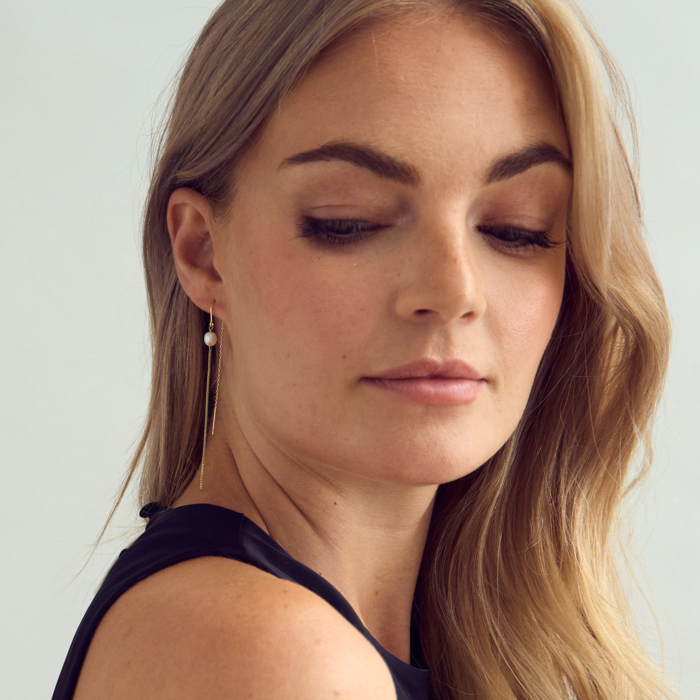 Kirstine Chain Earrings with pearls - 18 carat gold plated
