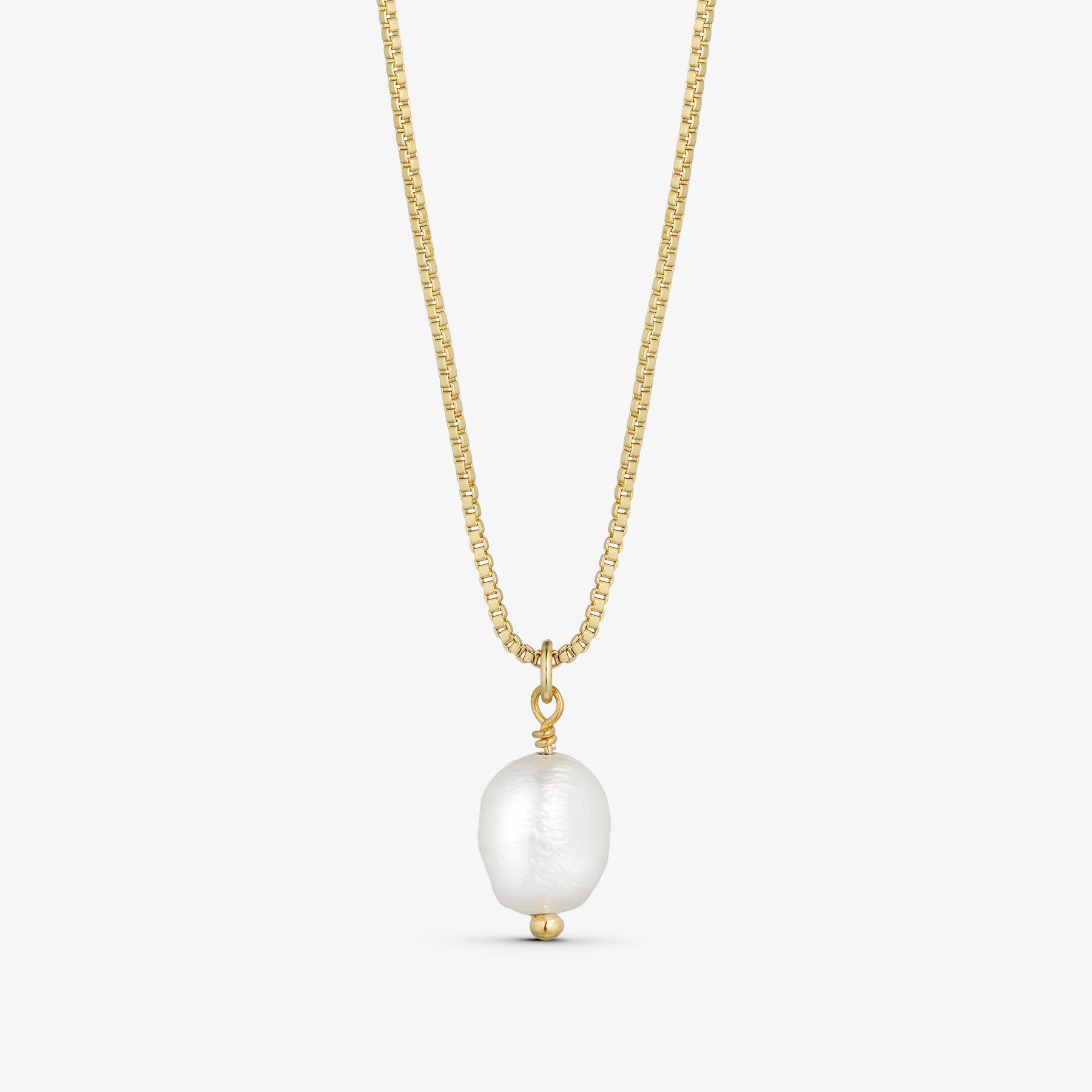 Lea Pearl Necklace - 18 carat gold plated