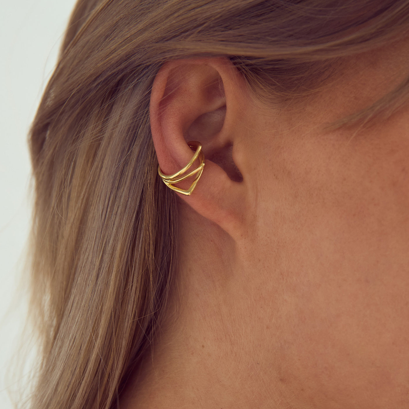 Gry Earcuff - 18 carat gold plated