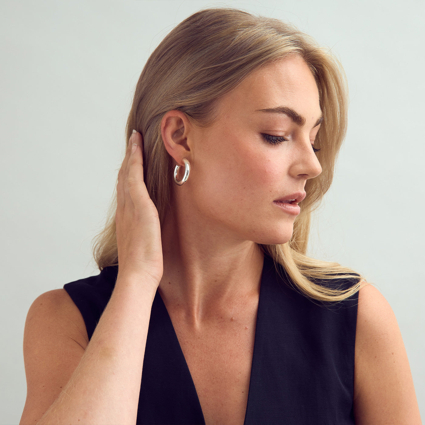 Zoe Hoop Earrings Large - Silver Plated