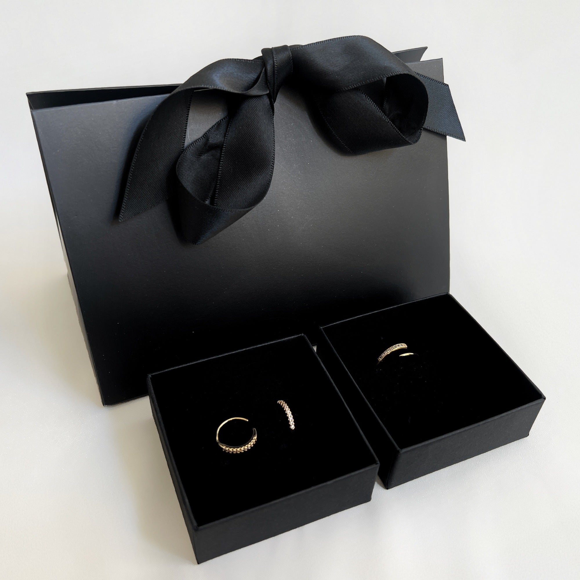 Jewelry set - Elin Earrings / Elin Ring - 18 carat gold plated