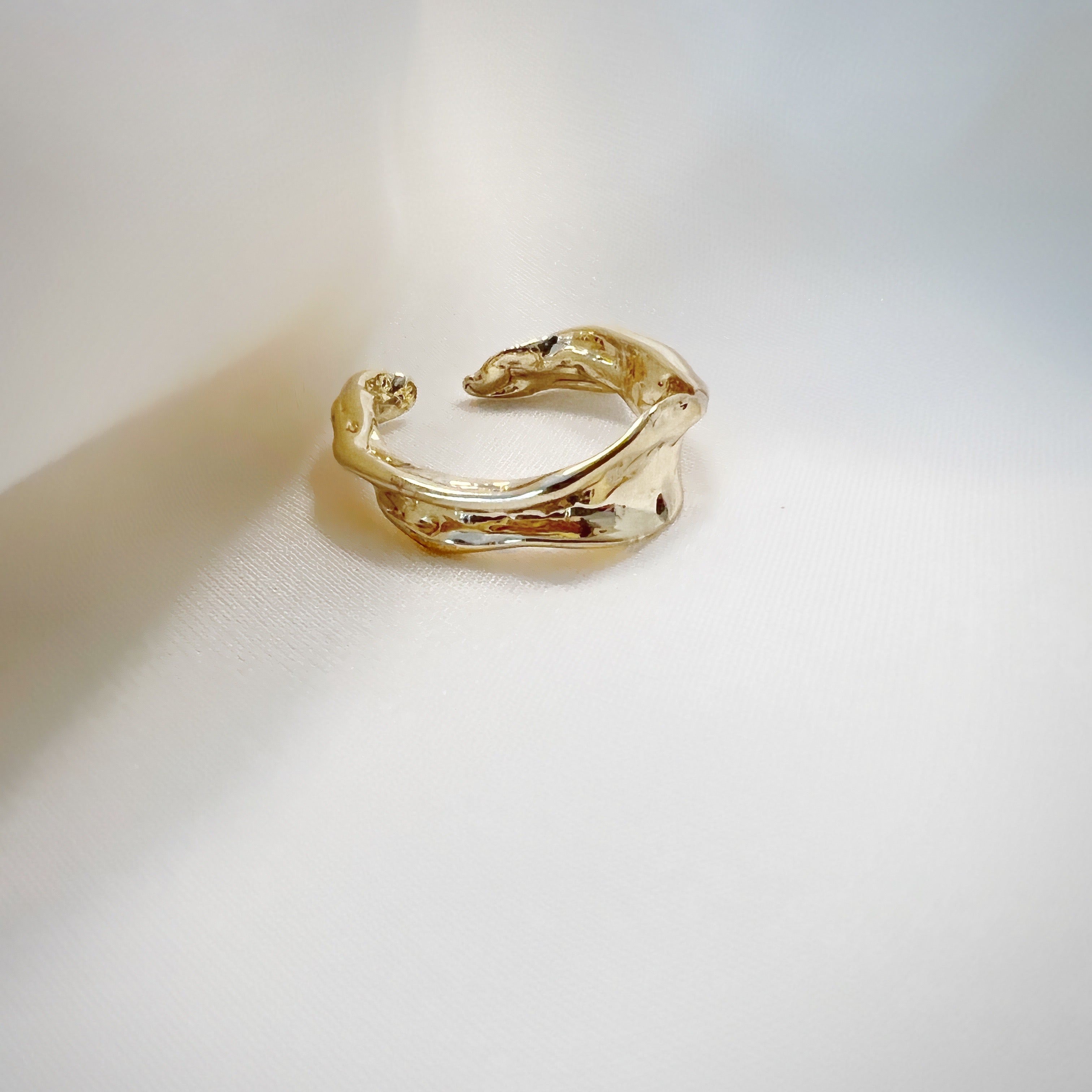 Ofelia Ring - 18 carat gold plated