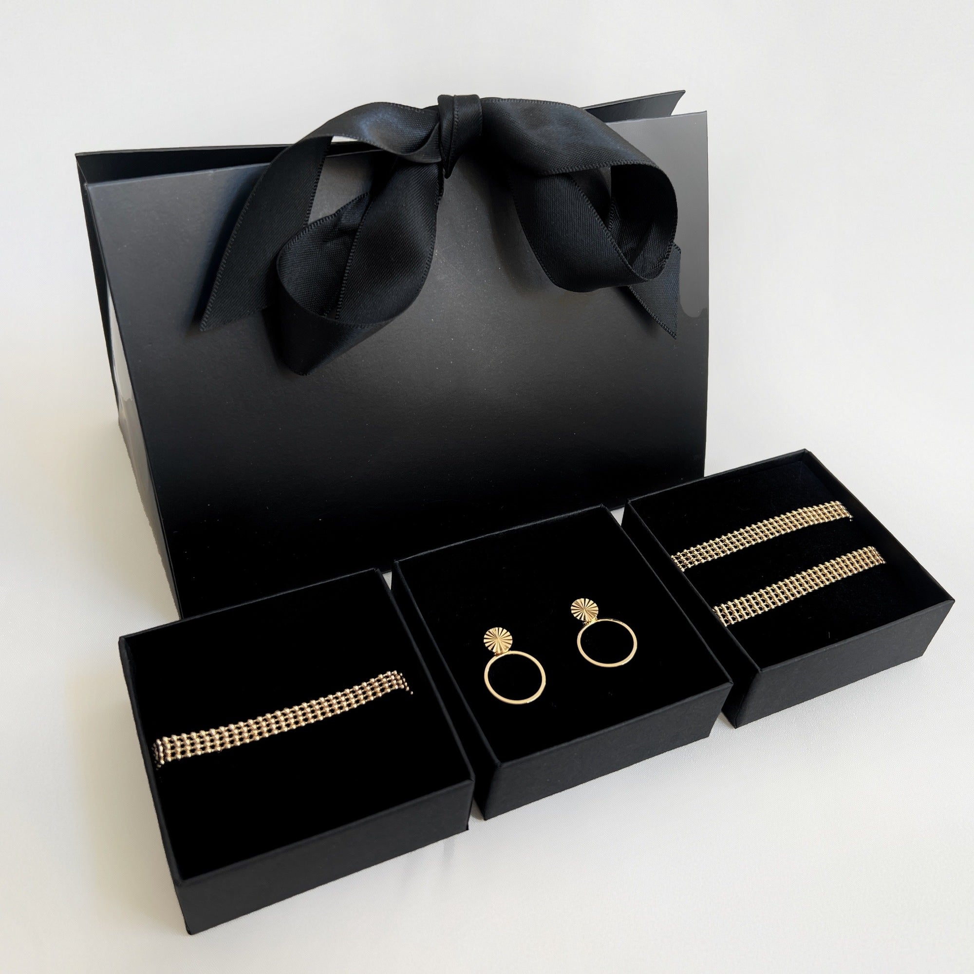 Jewelry set - Eden Necklace / Eden Bracelet / Scarlett Earrings - 18 carat gold plated