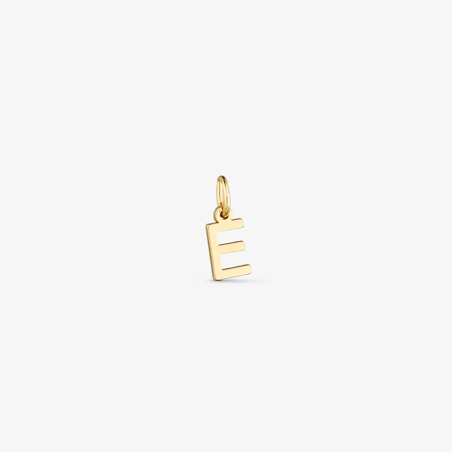 Letter Pendant A-Z - 18 carat gold plated