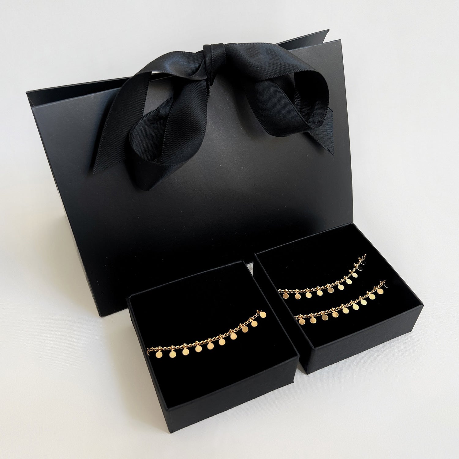 Jewelry set - Ave Necklace / Ave Bracelet - 18 carat gold plated