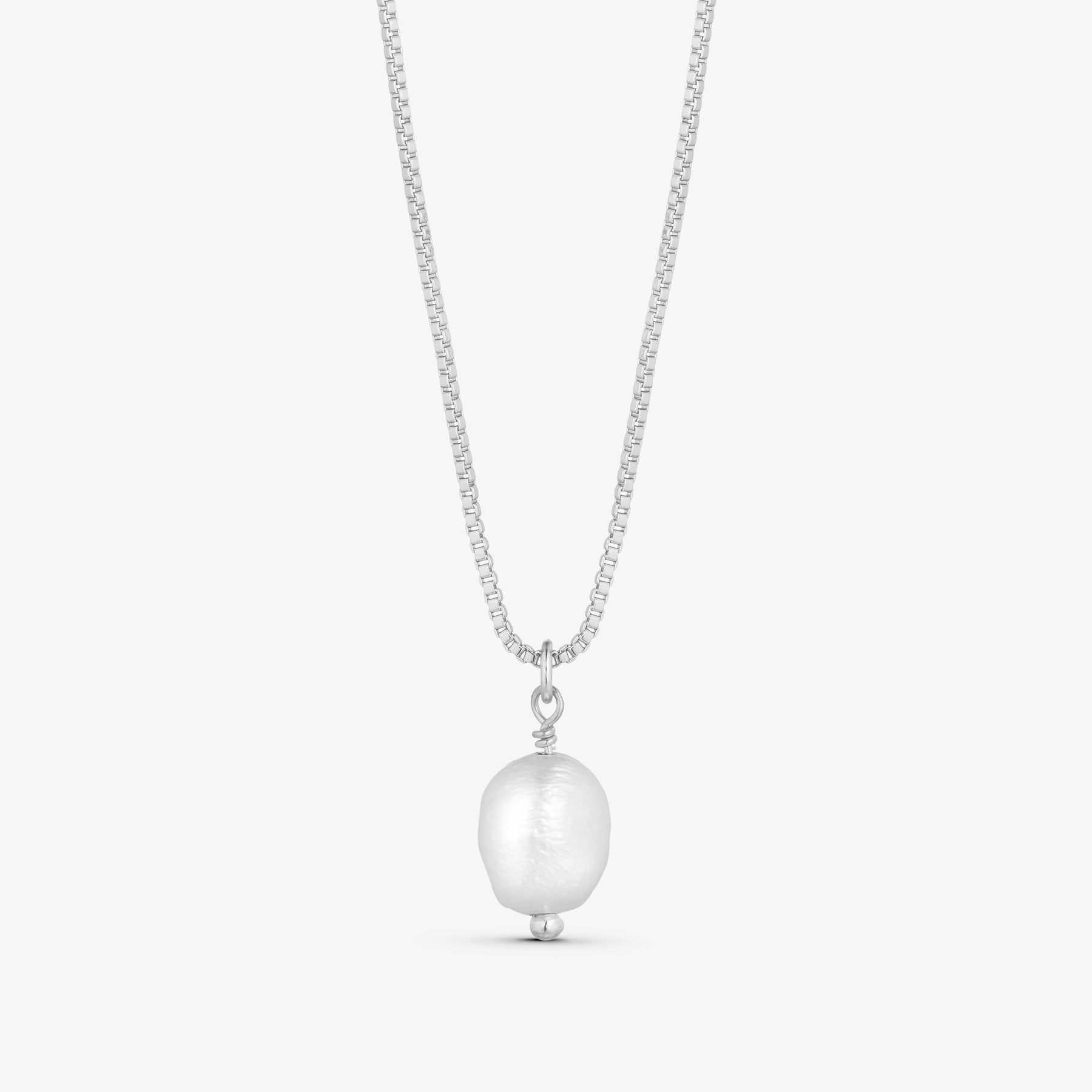 Lea Pearl Necklace - Silver plated