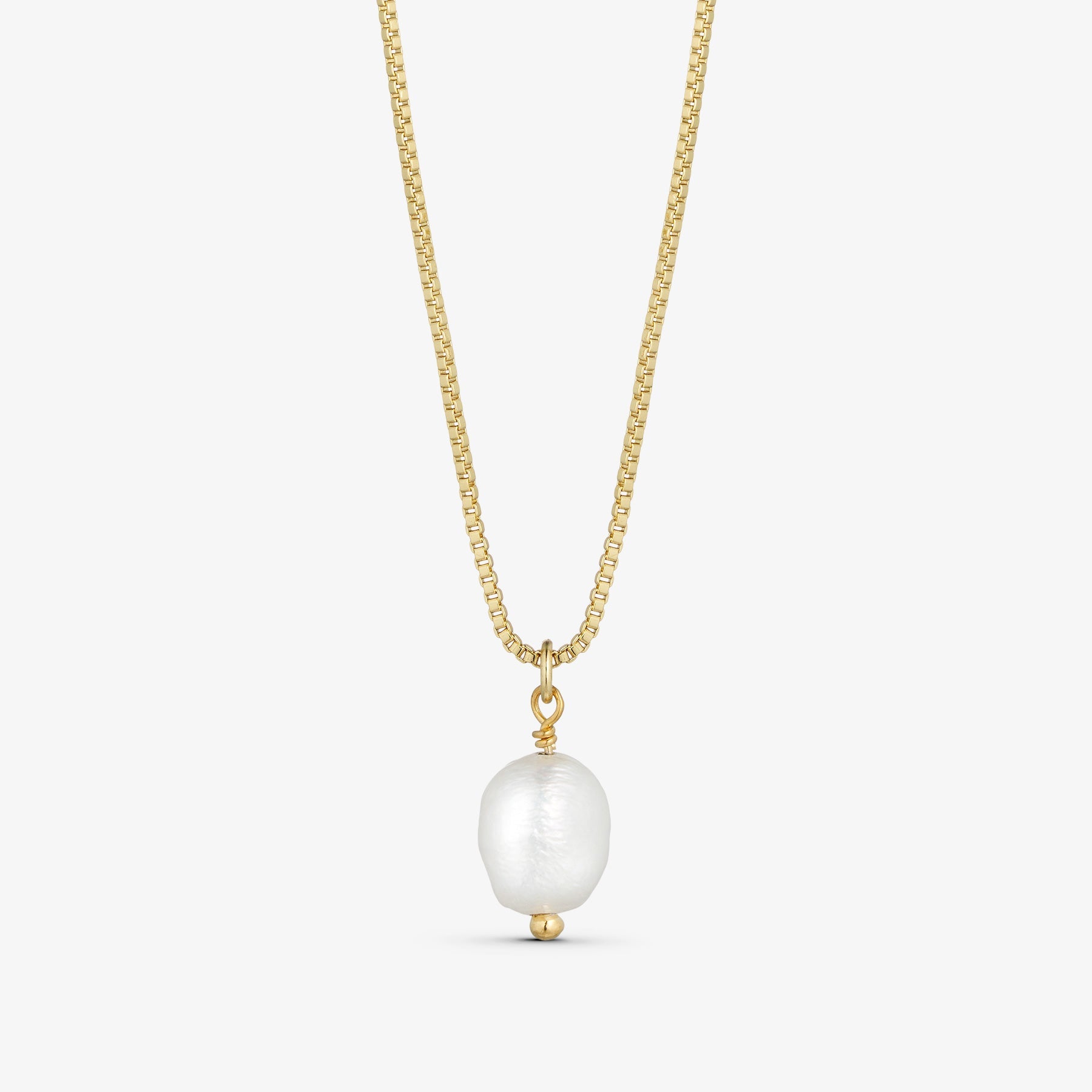 Lea Pearl Necklace - 18 carat gold plated