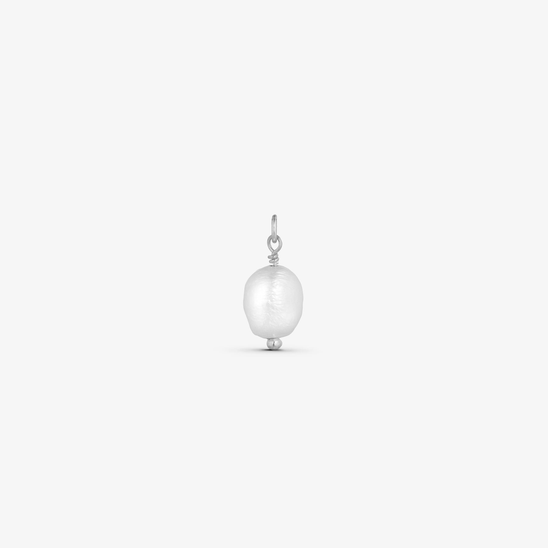 Lea Pearl Pendant - Silver plated