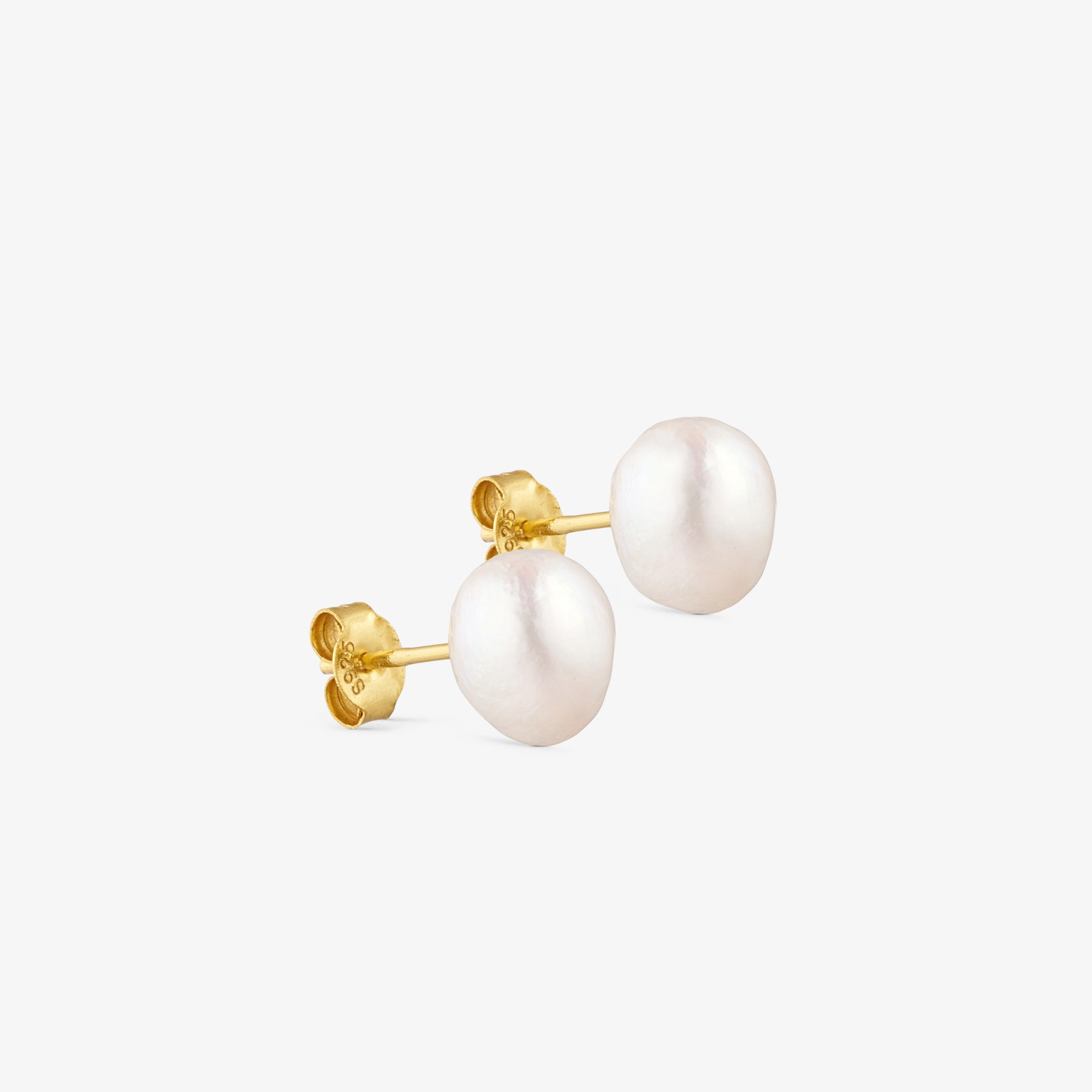 Vega Pearl Studs - 18 carat gold plated